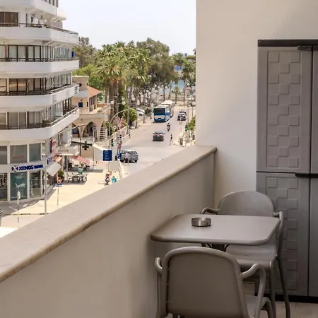 Apartament Rendezvous One Bedroom Flat *