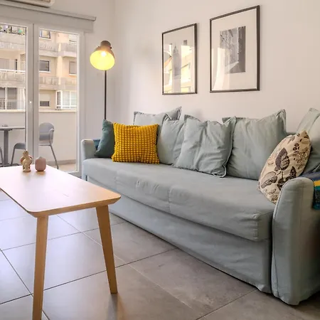 Rendezvous One Bedroom Flat Апартаменты Ларнака
