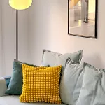 Апартаменти Rendezvous One Bedroom Flat