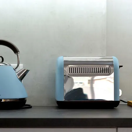 Rendezvous One Bedroom Flat * لارنكا